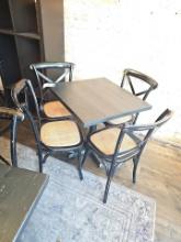 Table with 4 chairs (sold per items =5) 30" x 28"