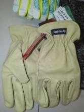 Husky X-Large Grain Cowhide Water Resistant Leather Work Glove, Retail Price $15, Appears to be New,