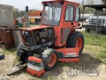 (Charlotte, MI) Kubota L2900 Rubber Tired Tractor Not Running, Condition Unknown, No Crank with Jump