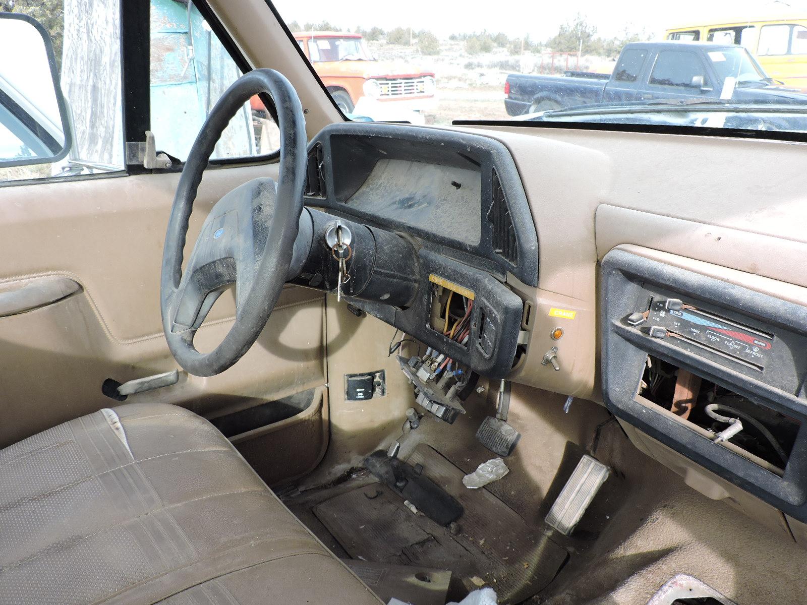 1991 Ford Regular Cab F-Super Duty (essentially an F450 by Springs and Brakes)