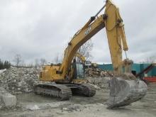 HYDRAULIC EXCAVATOR 2003 John Deere 450C LC Hydraulic excavator SN FF450CX091224, equipped with