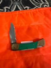 green pocket knife