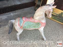 Decor accent piece - Wooden horse