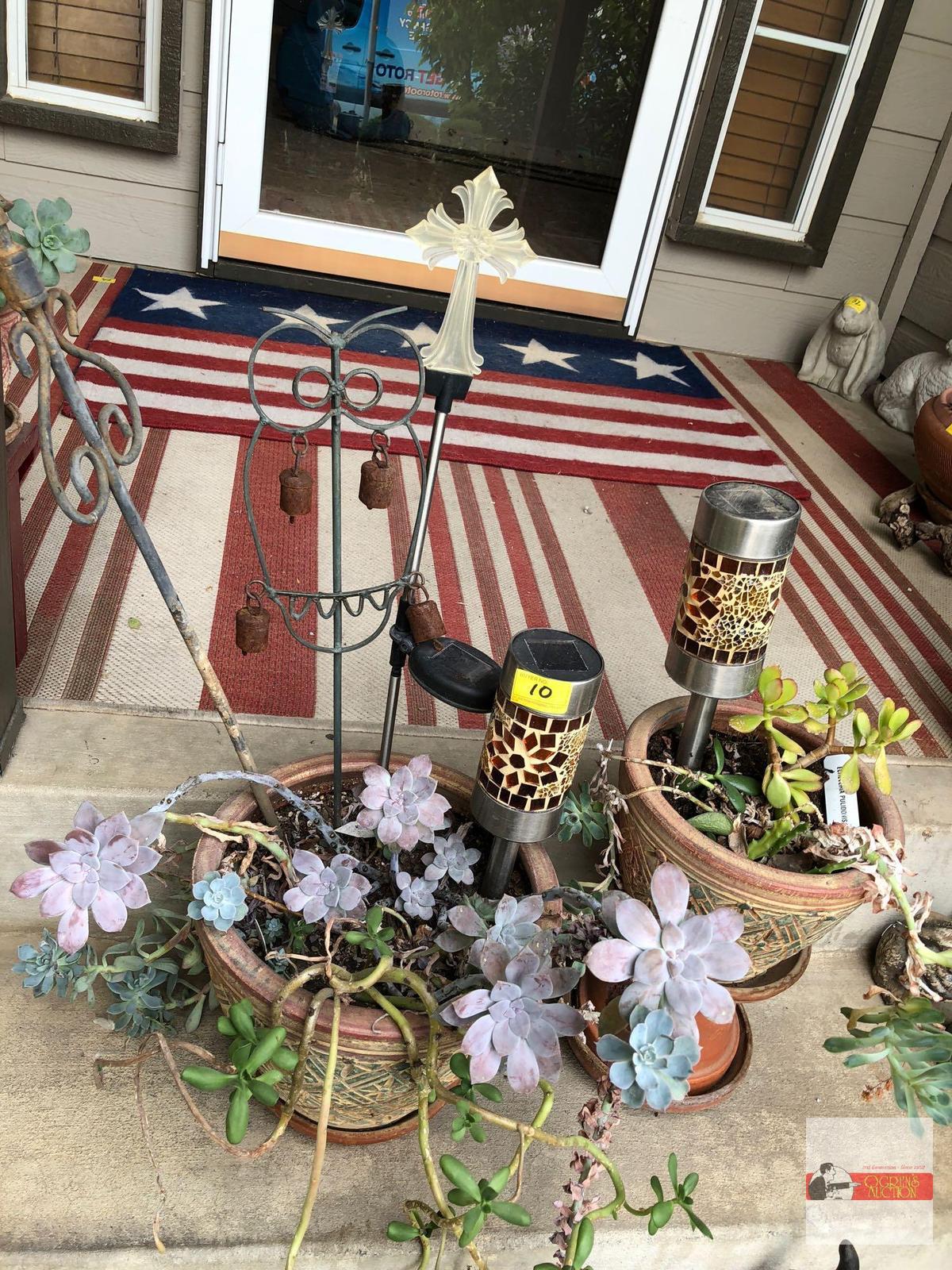 Yard & Garden - 3 planter pots, succulents, 2 solar lights, garden stakes