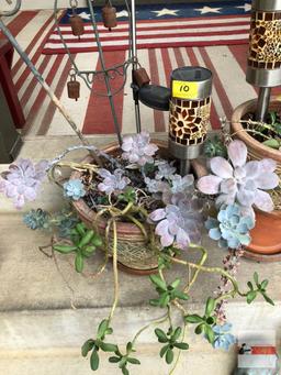 Yard & Garden - 3 planter pots, succulents, 2 solar lights, garden stakes