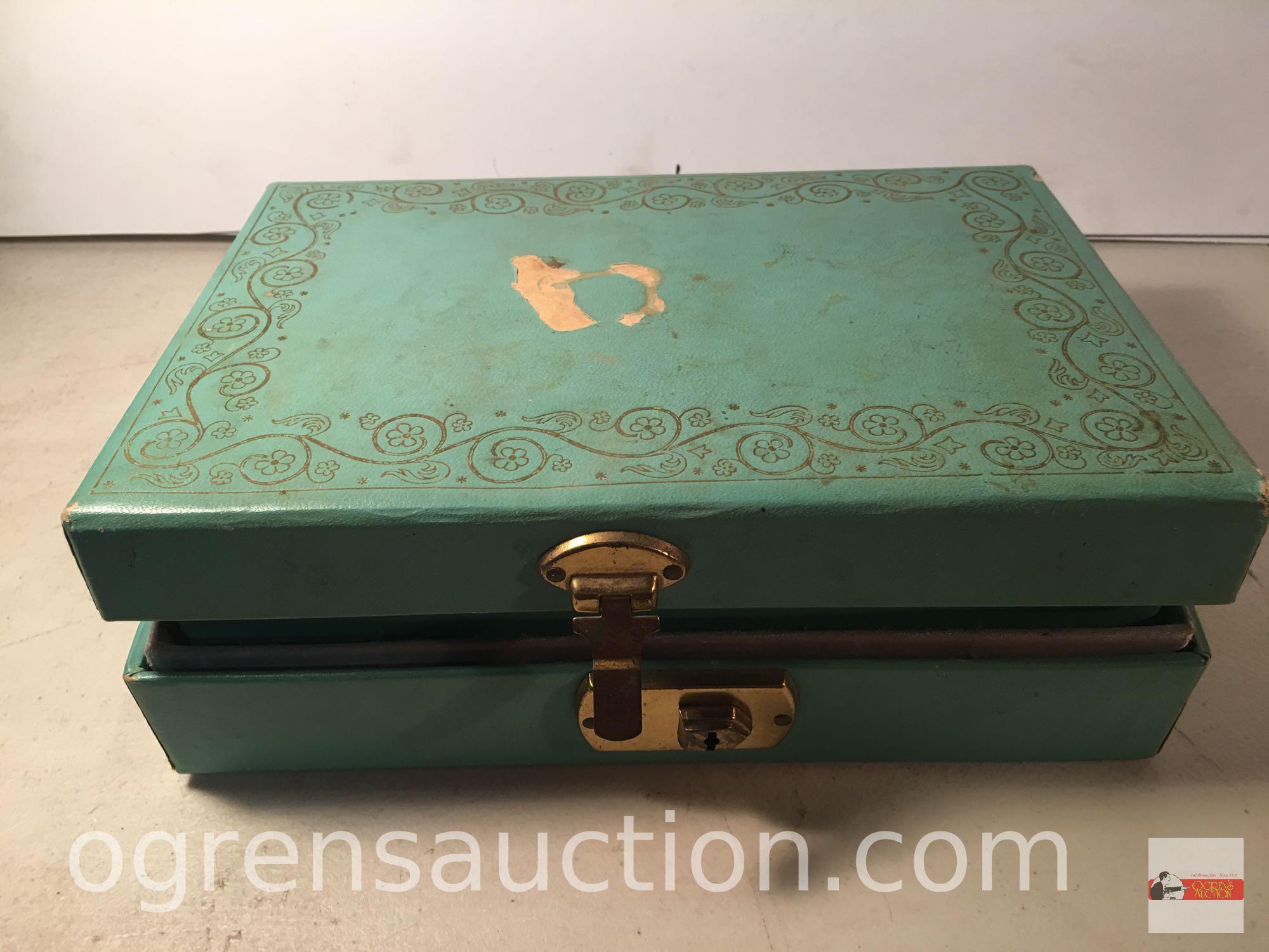 Jewelry - Vintage jewelry box w/ misc. jewelry and buttons, 9.5"w