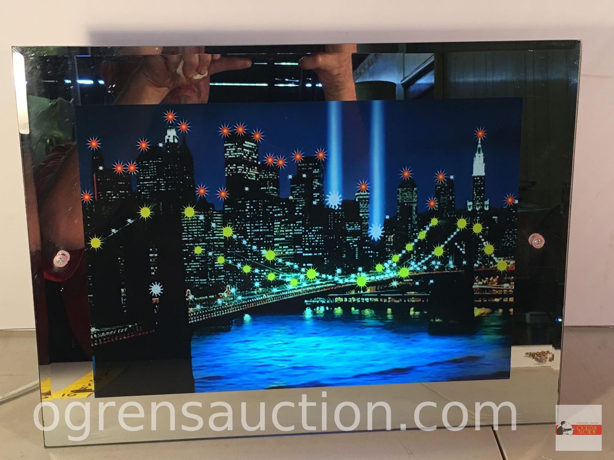 Art - Lighted moving picture, New York Cityscape, beveled mirrored rim, 15.75"wx11.75"hx3"d