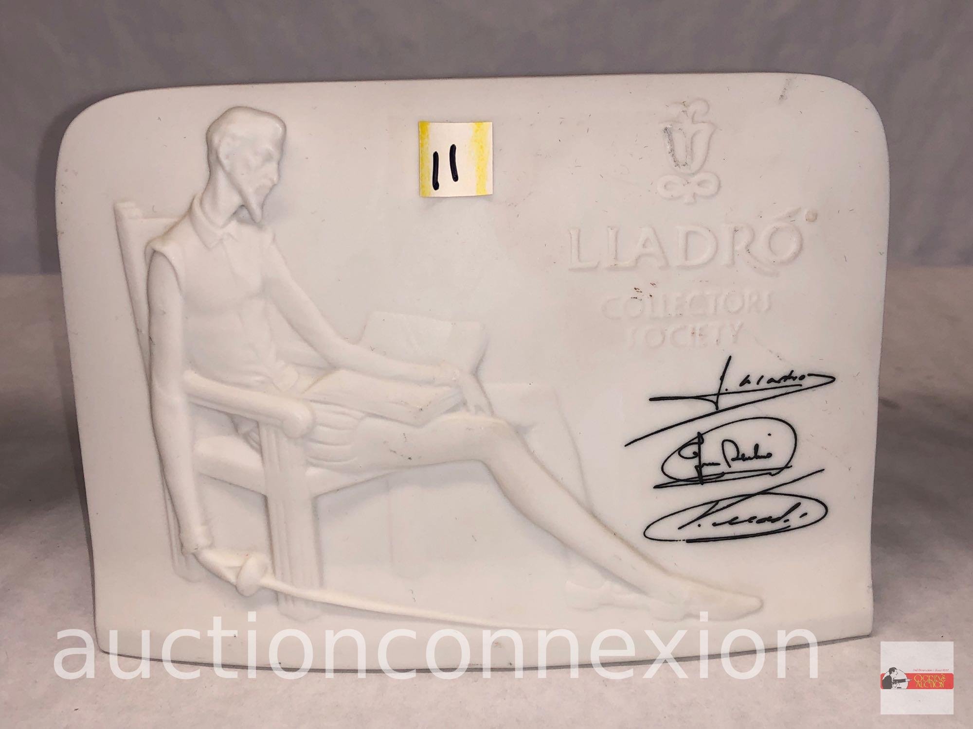 Figurine - Lladro Collectors Society, Don Quixote, signature series sea shell