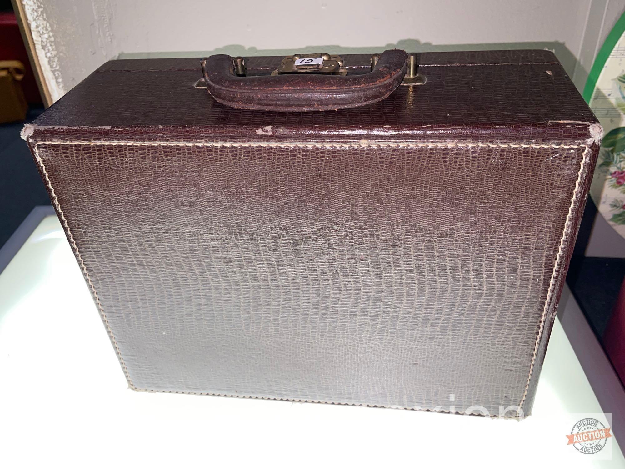 Vintage overnight case