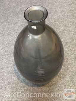 Glass Vase - Very large oval glass vase