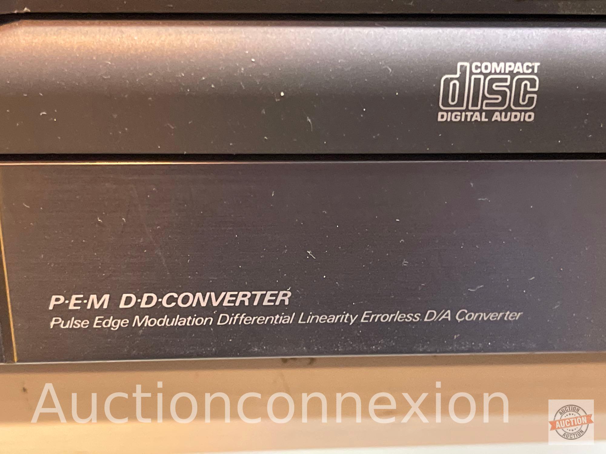 Electronics - JVC compact Disc Player, 6 disc magazine slot, model XL-M505