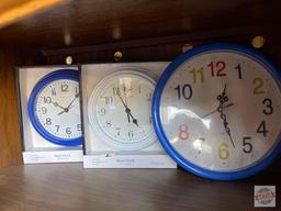 Clocks - 3 wall clocks