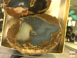 Quartz Crystal - Sliced Geode, 3"x2.5"