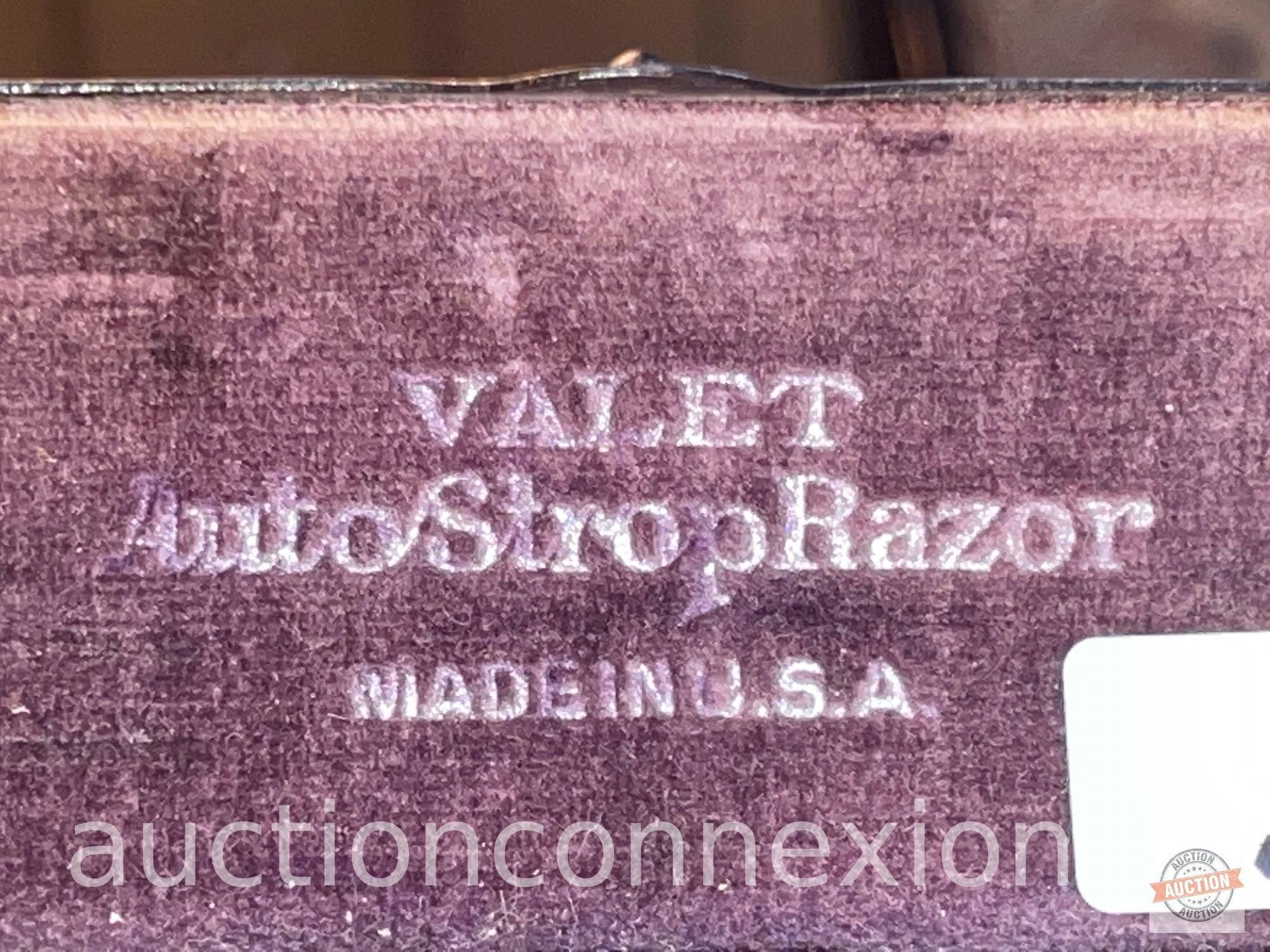 Vintage Valet Auto Strop razor and blades in orig. case