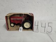 Ertl IH tractor 1/16 scale #415 box is fair