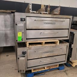 Bakers Pride Double Stack Natural Gas Pizza Oven
