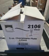 5 oz Champagne Flute by Fineline -clear