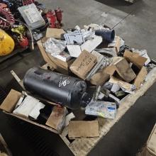 Pallet - air tank, ecu, assorted truck parts