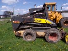New Holland L190 Skid Steer Loader, Runs, Won't Move, Boom Has Been Welded,