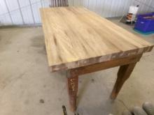 Cutting Board Table (2764)