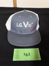 T Moble LG V30 Hat
