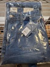 4 Pairs of 00 Short Universal Thread Jeans