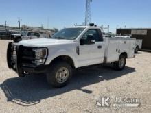 (Azle, TX) 2018 Ford F250 4x4 Service Truck, Cooperative owned Runs and Moves, TPMS Light On