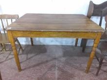 Vintage Pine 3 Board Top Dining Table