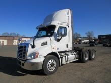 2017 Freightliner Cascadia 113DC T/A Tractor