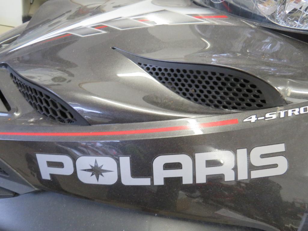 2006 Polaris Classic FST Snowmobile