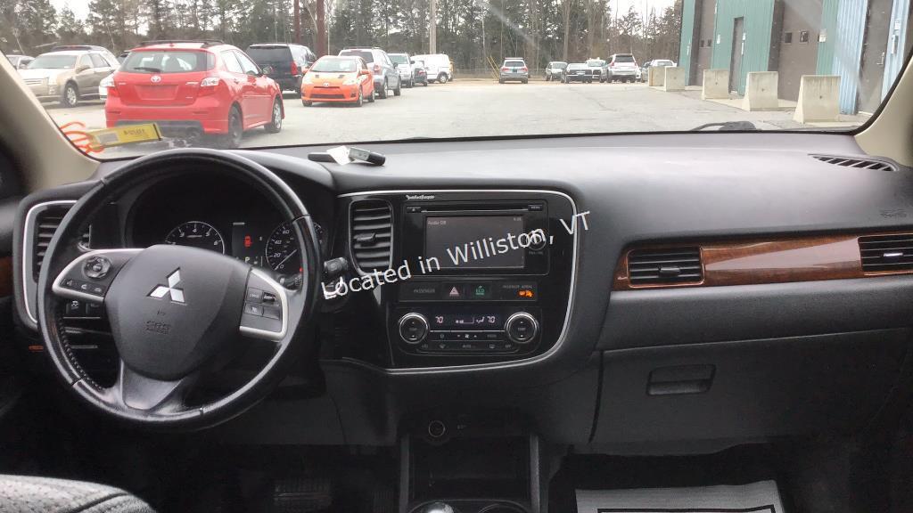 2015 Mitsubishi Outlander SE I4, 2.4L