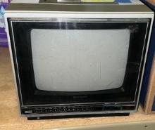 Vintage Sharp AC/DC Color tv Monitor- works