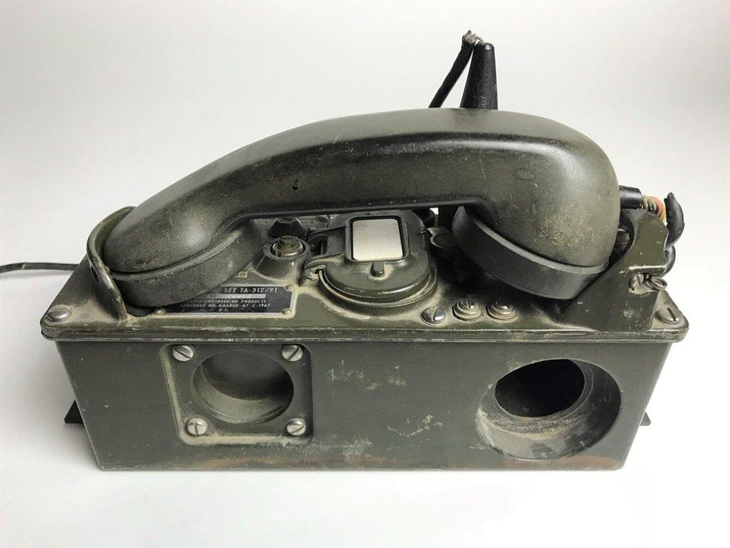 WW2 US Military Telephone Set TA-312/PT & LS-166/U