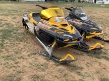 Ski-Doo Summit High Mark 800 Snowmobile