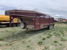 2016 Circle D 3/4-Top Gooseneck Stock Trailer