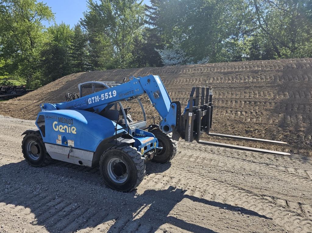 Genie GTH-5519 Telehandler