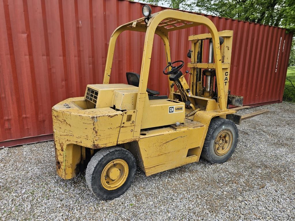 CAT V80E 8000lb Semi-Pneumatic Forklift