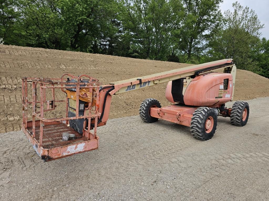 JLG 600A Lift