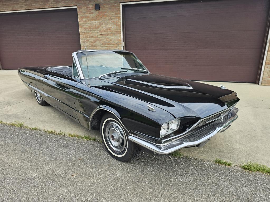 1966 Ford Thunderbird