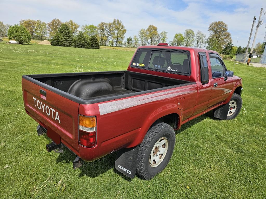 1994 Toyota 4x4 Xtra Cab Pickup Truck