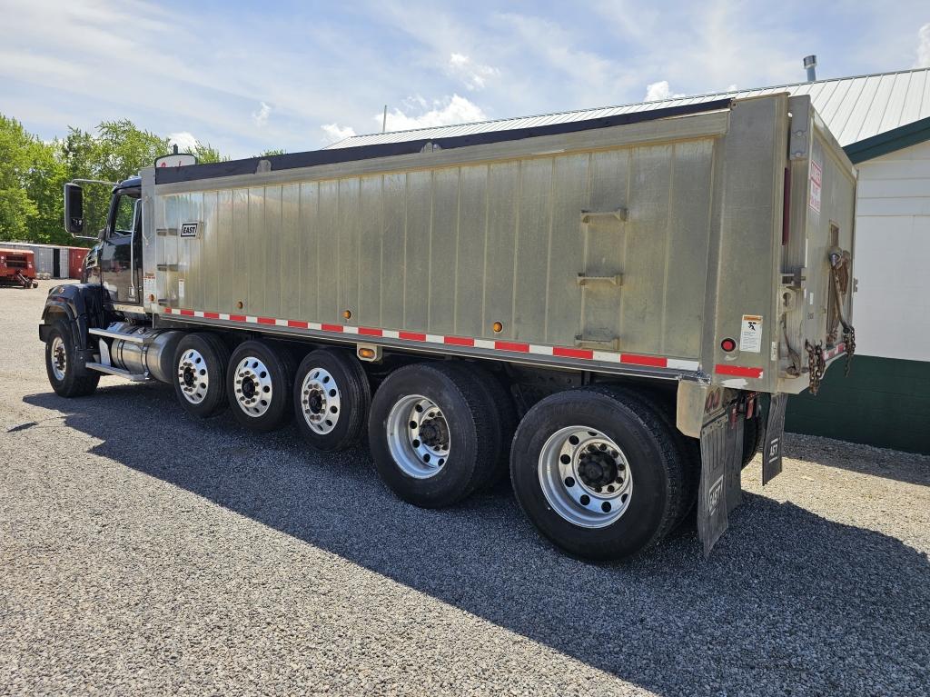 2017 Western Star 4700SF Six Axle Dump Truck