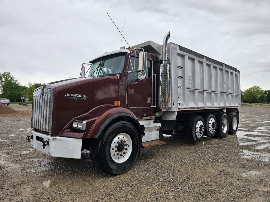 2000 Kenworth T800 Quad Axle Dump Truck