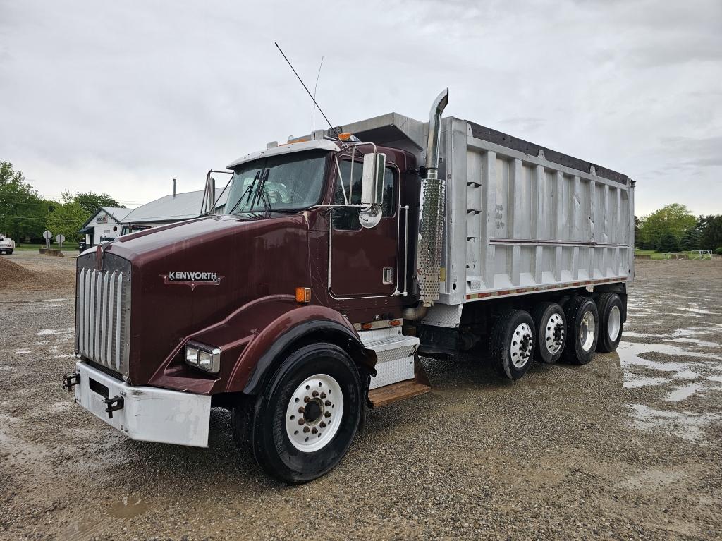 2000 Kenworth T800 Quad Axle Dump Truck