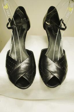 Nine West Black  Leather Shoes sz 8m
