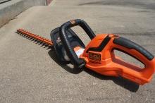 Black & Decker Electric Hedge Trimmer