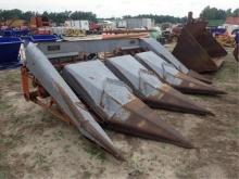 4-Row Gleaner Corn Head