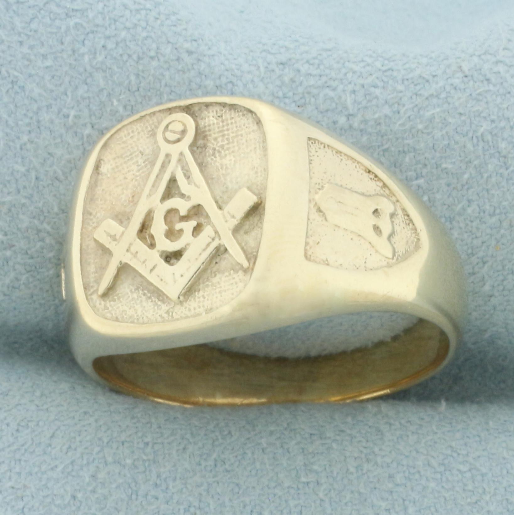 Mens Vintage Masonic Ring In 10k Yellow Gold