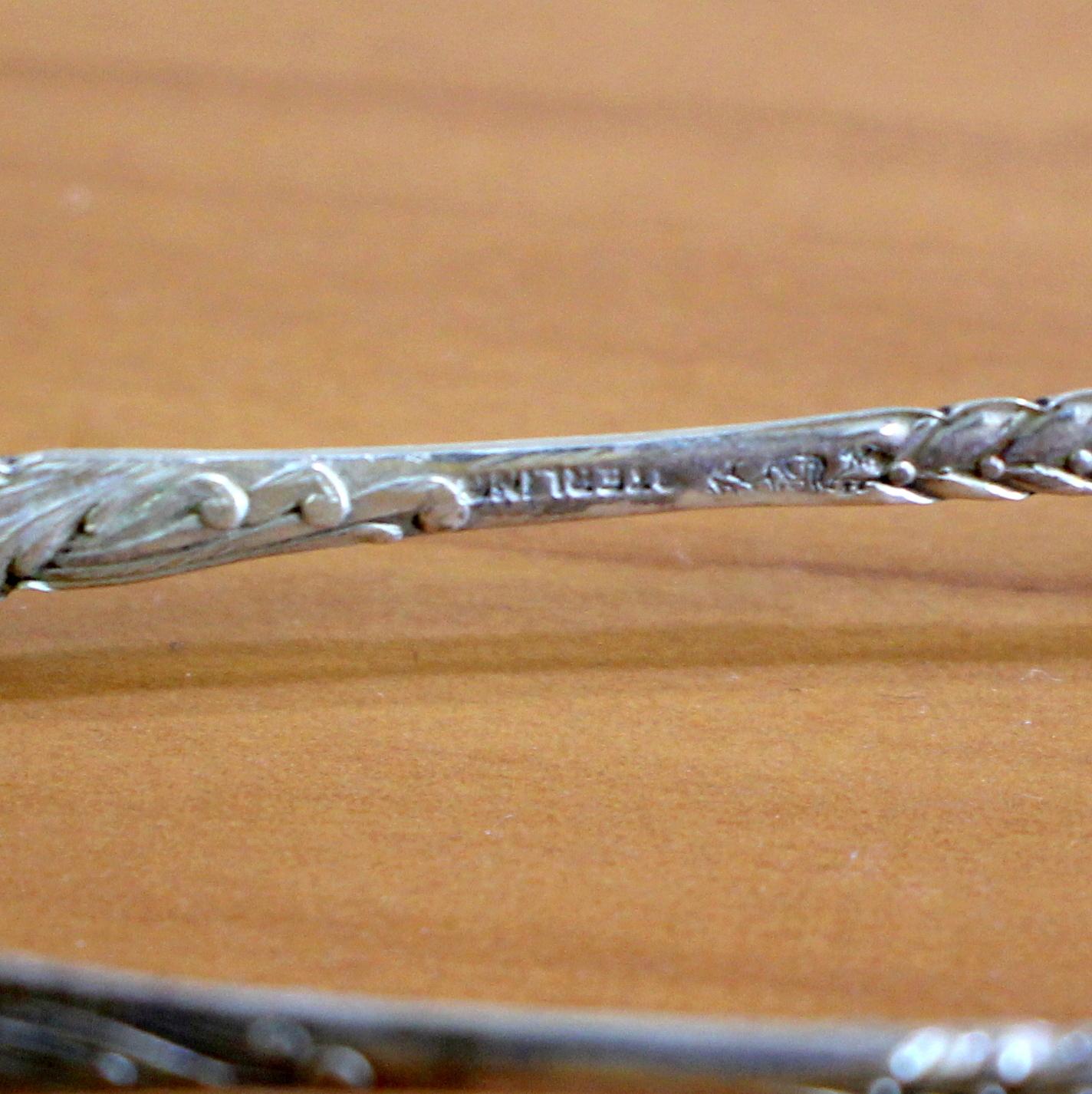 Reed And Barton Sterling Harlequin Daisy Sugar Tongs In Sterling Silver