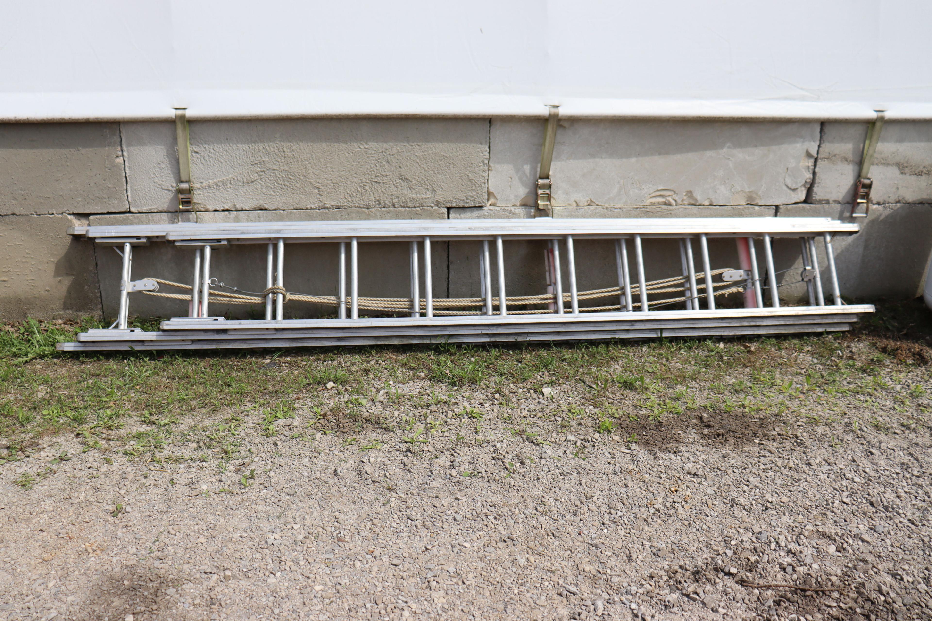 28' aluminum industrial extension ladder