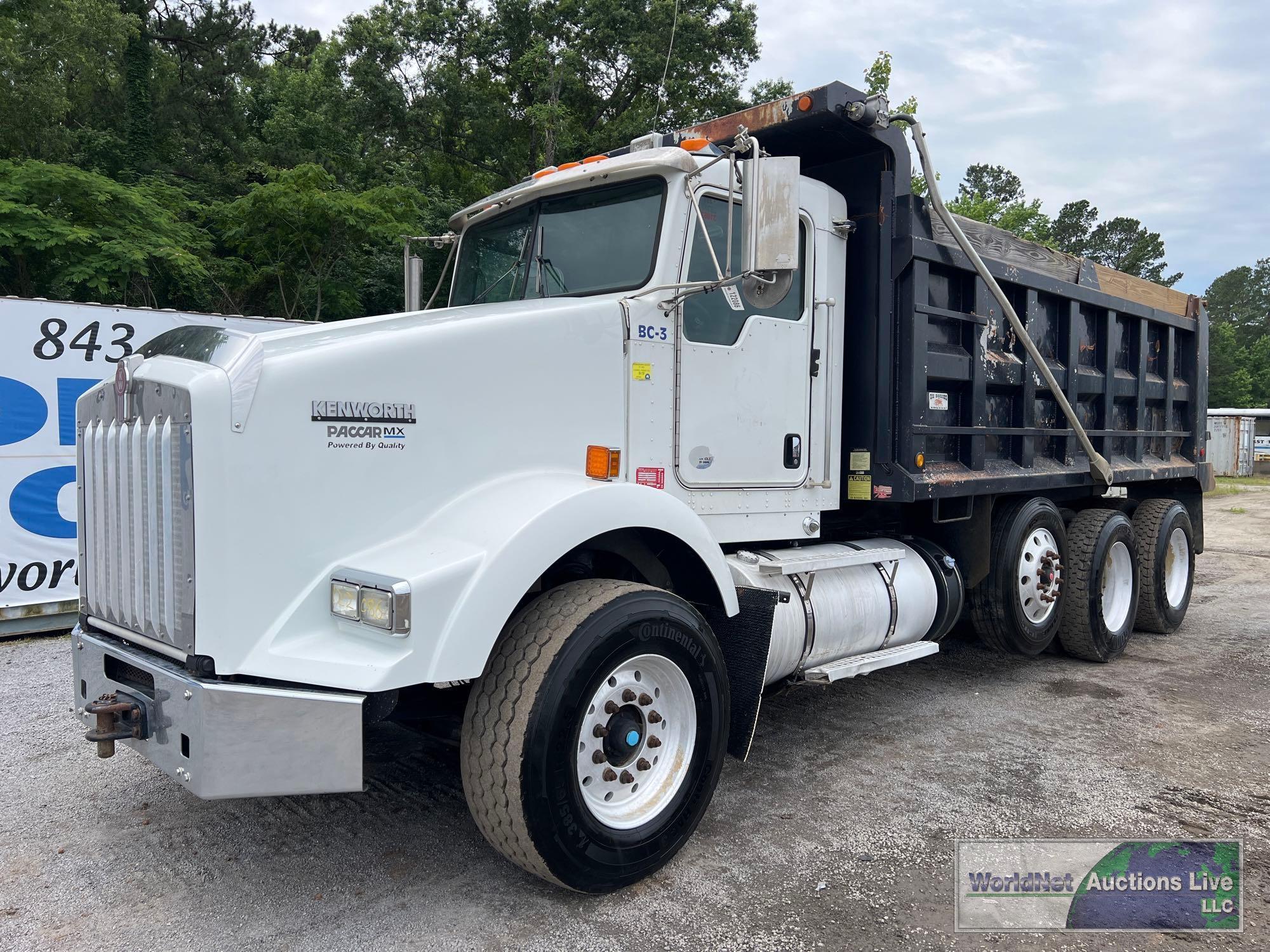 2014 KENWORTH T800 TRI-AXLE DUMP TRUCK, VIN # 1NKDXPEX2EJ401139